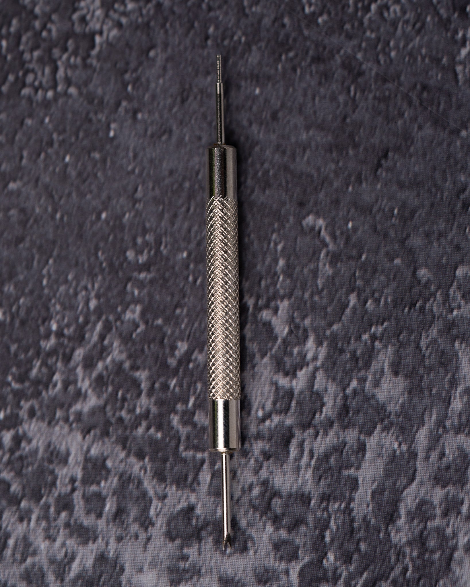 Strap change tool