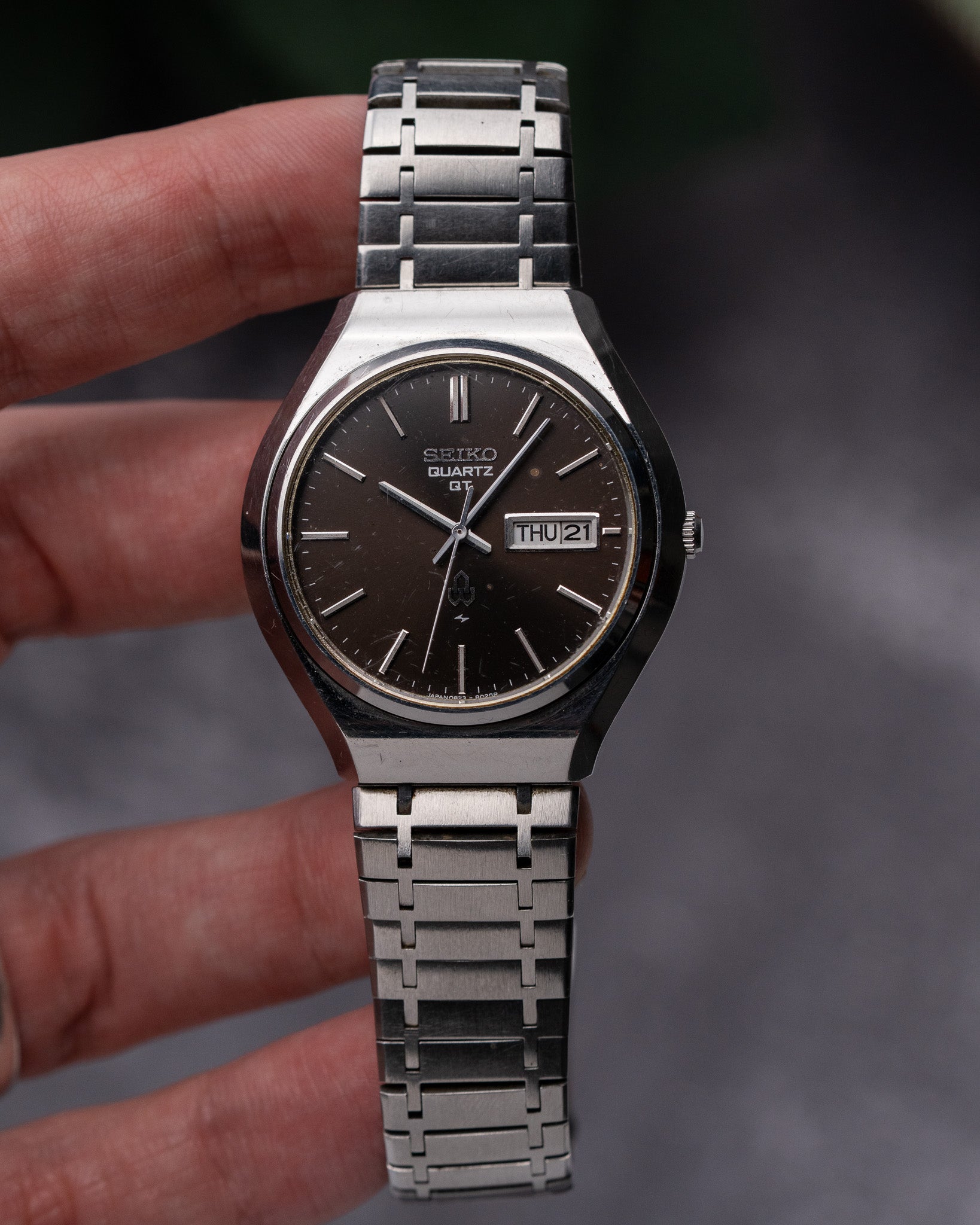 SEIKO セイコー QT 0823-8010 動作品 濃茶 Seiko QT 0823-8010 – WITN Shop