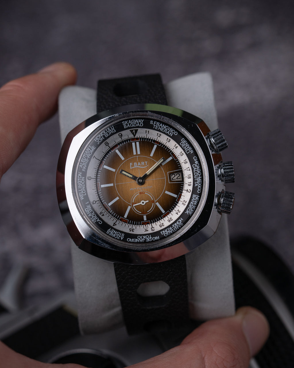 Ebart World Timer - Ultra rare